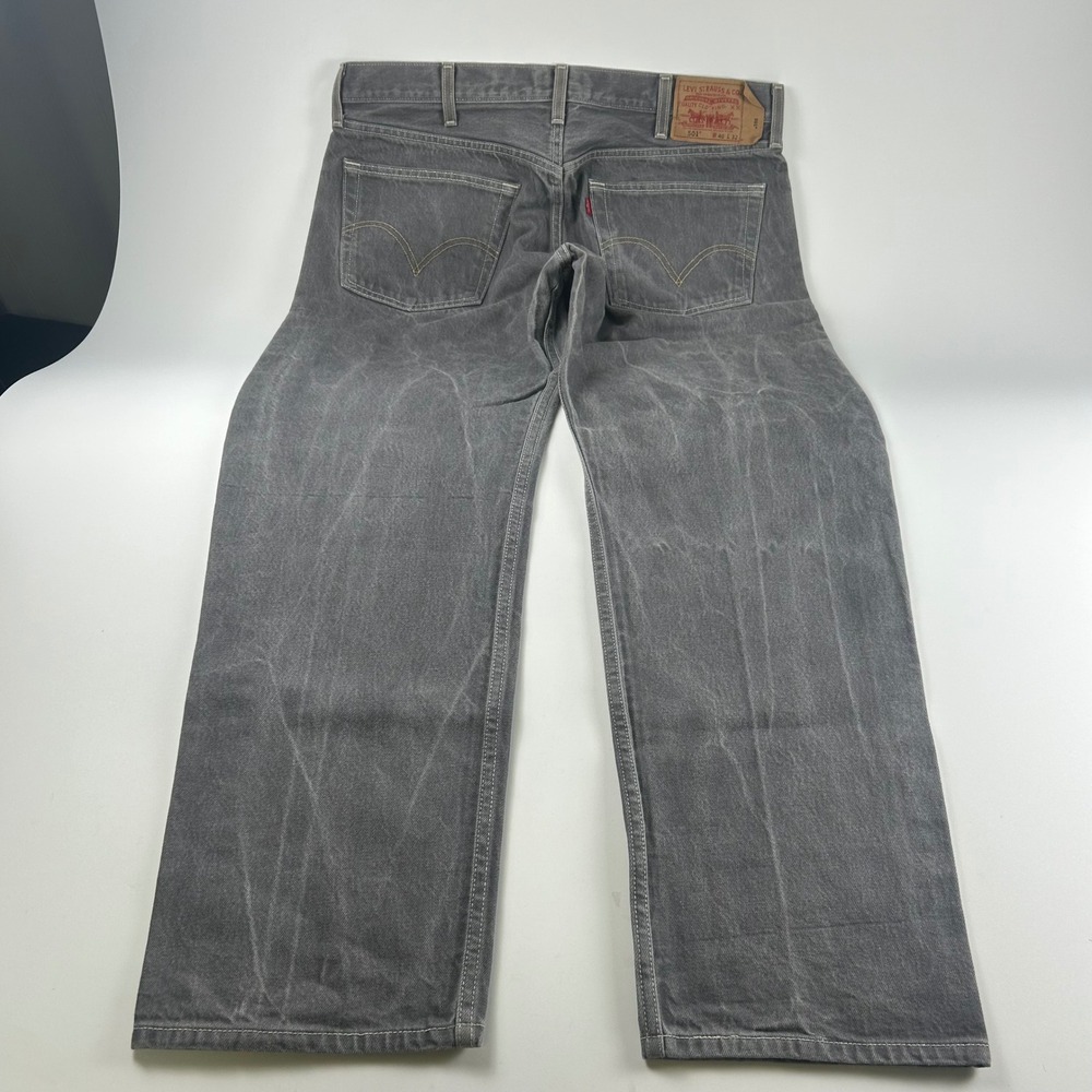 Levis 501 Mens 40x32 Original Fit Grey Faded Denim Straight Leg Jeans - Picture 4 of 7